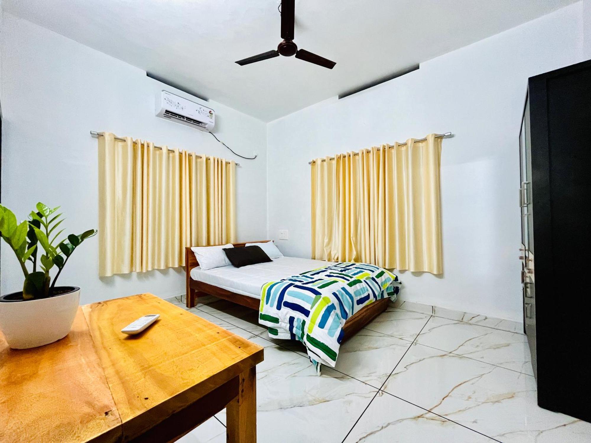 Riverrootsstays Mundrothuruth Esterno foto